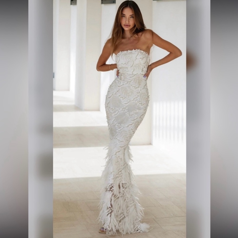 GORG white gown. Bought for my rehearsal dinner & didn’t end up wearing.